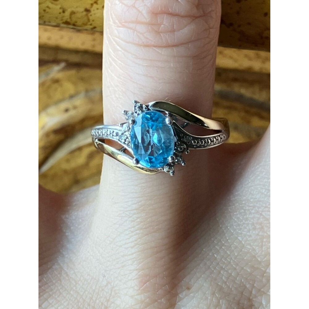 Swiss Blue Topaz White Diamond Ring Size 7